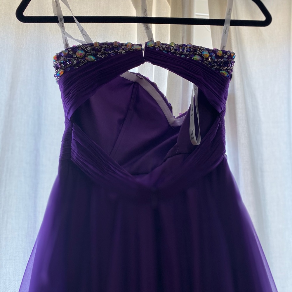 Purple high-low formal dress - Picture 5 of 8